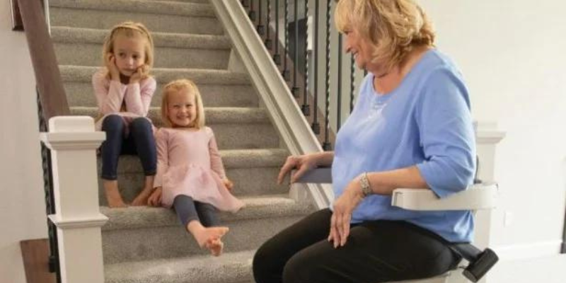 5 Reasons Your Loved One Needs a Stair Lift